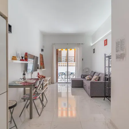 2 Bedrooms Altamar En Playa De Americas * 아로나