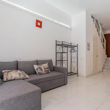 아파트 2 Bedrooms Altamar En Playa De Americas 아로나