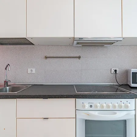 아파트 2 Bedrooms Altamar En Playa De Americas 아로나