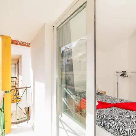 2 Bedrooms Altamar En Playa De Americas Arona (Tenerife)