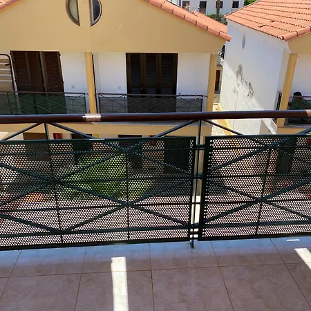 2 Bedrooms Altamar En Playa De Americas Arona (Tenerife)