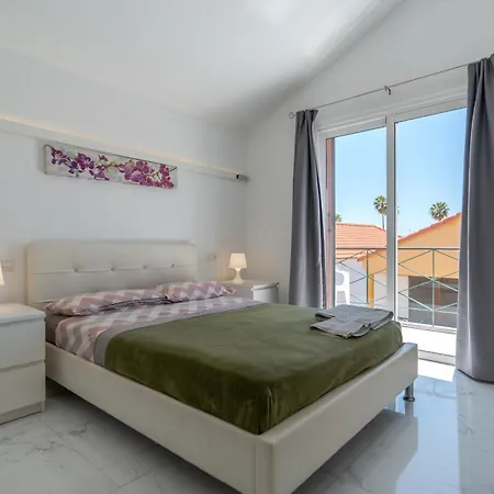 2 Bedrooms Altamar En Playa De Americas 아파트